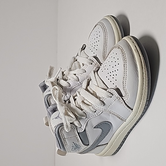 Nike Air Jordan 1 Mid PS Sneaker Tennis Shoe640734-135 White Stealth 10.5 C